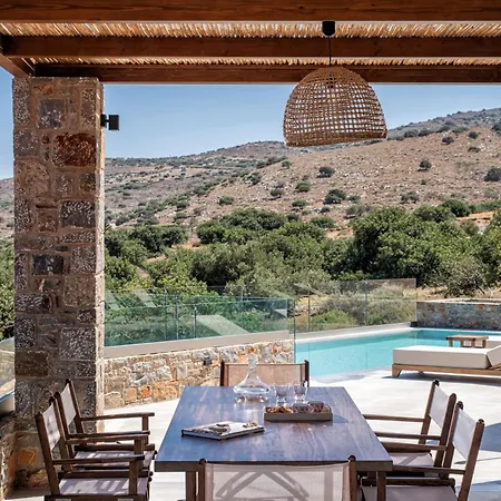 Ninemia Villa *